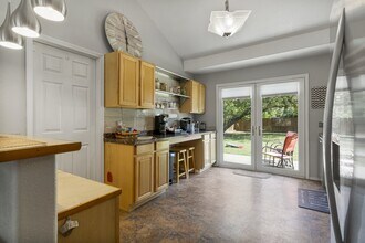 4911 S Cincinnati Ave in Tulsa, OK - Foto de edificio - Building Photo