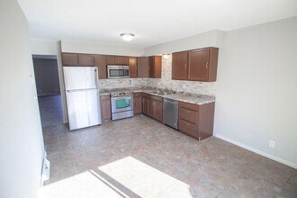 4240-4242 Santa Barbara in Columbia, MO - Building Photo - Building Photo