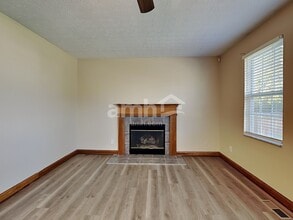 383 Clifden Ct in Sunbury, OH - Building Photo - Building Photo