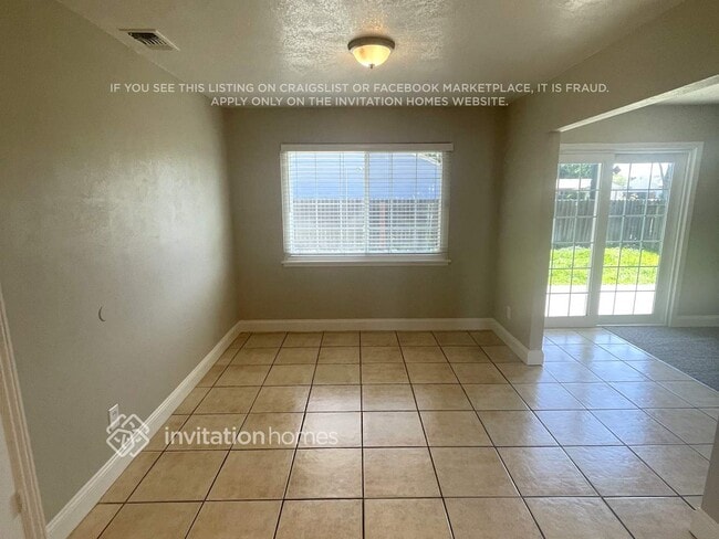 2800 Northview Dr in Sacramento, CA - Foto de edificio - Building Photo