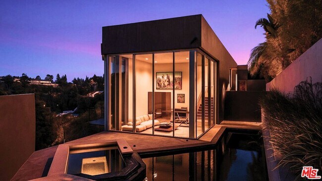 property at 9400 Readcrest Dr