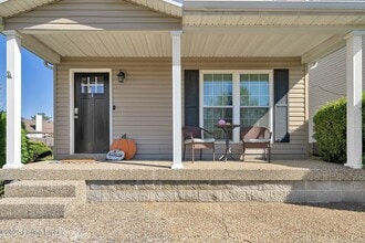 12207 Hideaway Ct in Worthington Hills, KY - Building Photo - Building Photo