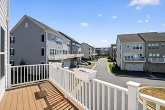 17137 Branched Oak Rd in Dumfries, VA - Building Photo - Building Photo