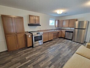 5700 Holiday Park Blvd in North Port, FL - Building Photo - Building Photo