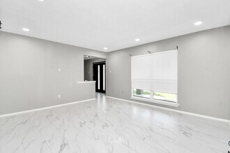 20423 Blue Juniper Dr in Katy, TX - Building Photo - Building Photo