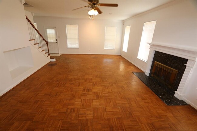6802 Hertford Park Dr in Houston, TX - Building Photo - Building Photo