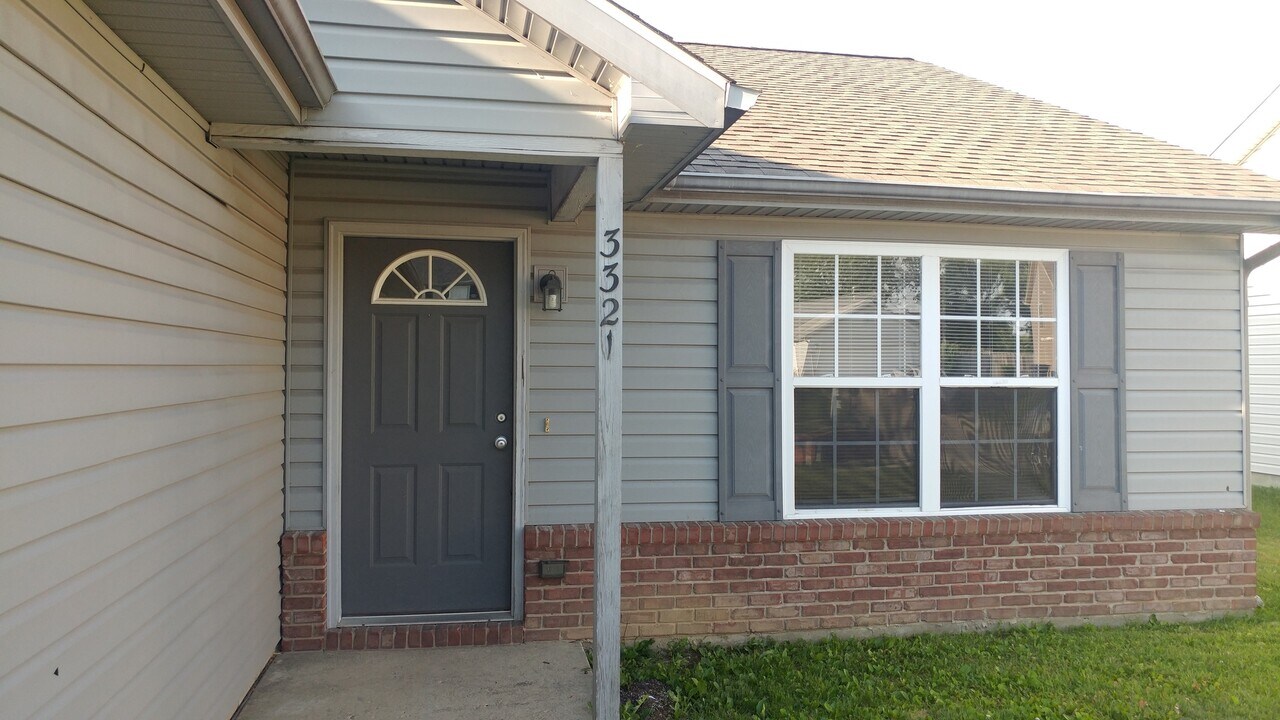 3321 Bunting Ln in Lafayette, IN - Building Photo