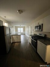 410 S Main St in New Britain, CT - Building Photo - Building Photo