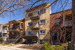 6795 Chambord St in Montréal, QC - Building Photo
