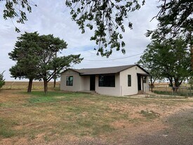 6753 TX-114 in Lubbock, TX - Building Photo