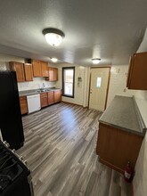 3802 Clover Rd, Unit 3802 apartment A in Manitowoc, WI - Foto de edificio - Building Photo