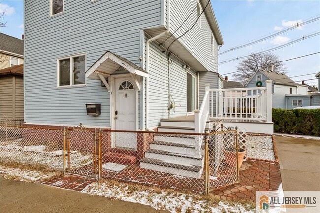 1 Stanton St in South River, NJ - Building Photo - Building Photo