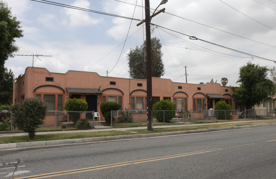 3606-3630 1st St in Riverside, CA - Building Photo