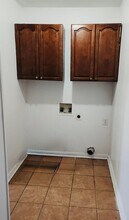 2111 Sheraton Dr in Carrollton, TX - Foto de edificio - Building Photo