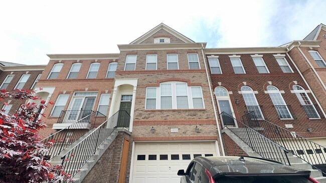 43003 Marburg Terrace in Broadlands, VA - Building Photo - Building Photo