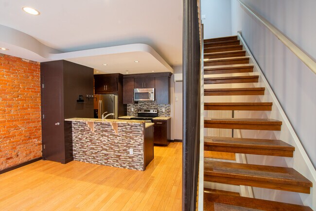1217 Montrose St in Philadelphia, PA - Building Photo - Building Photo