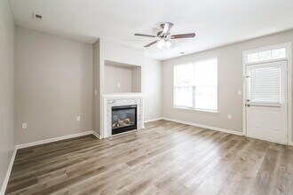 6820 Ayrshire Glen Pl in Charlotte, NC - Building Photo - Building Photo