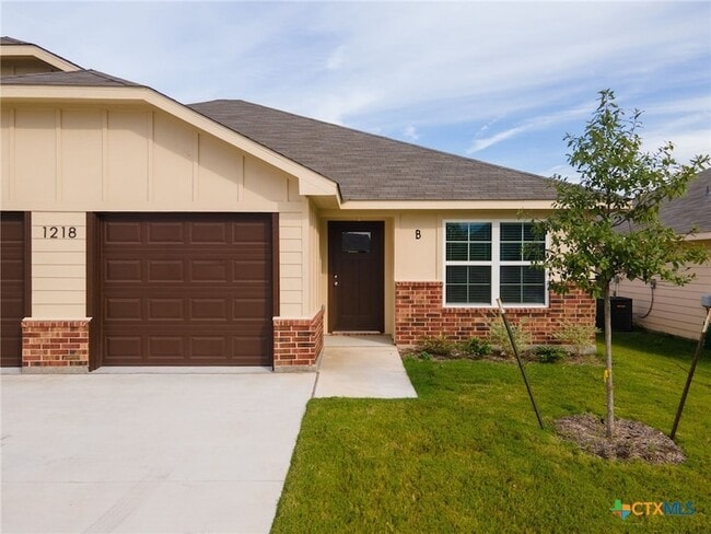 1218 LEXINGTON Dr, Unit B in Copperas Cove, TX - Foto de edificio - Building Photo