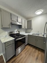 1900 Apartment Dr in Traverse City, MI - Building Photo - Building Photo