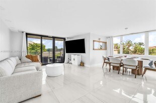 3912 S Ocean Blvd in Highland Beach, FL - Building Photo