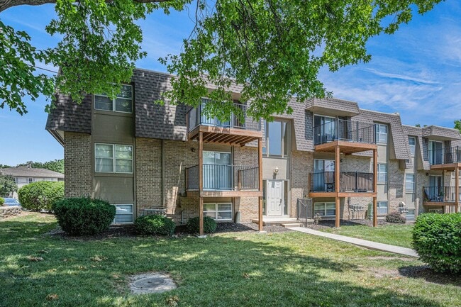 Crysler Plaza East in Independence, MO - Building Photo - Building Photo