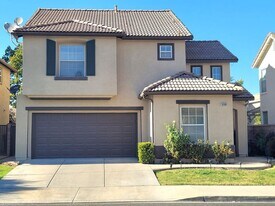 5560 Barclay Ct in Chino Hills, CA - Building Photo