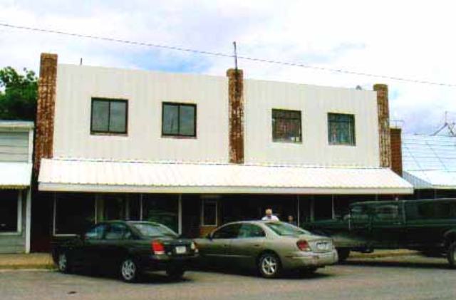 210 Main St in Ronan, MT - Building Photo