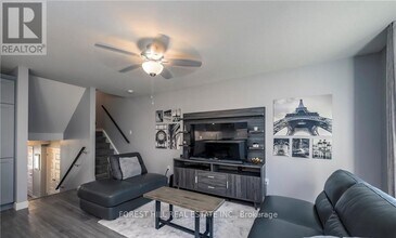 1110 Meadowlark Ridge in London, ON - Building Photo - Building Photo