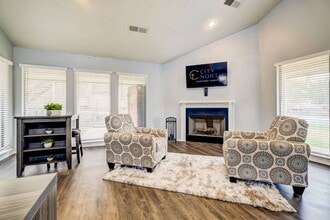 City North in Longview, TX - Foto de edificio - Building Photo