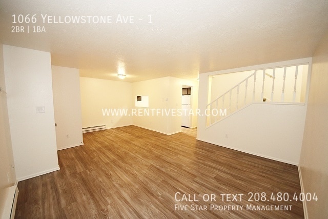 Yellowstone Townhouse Apartments in Pocatello, ID - Foto de edificio - Building Photo