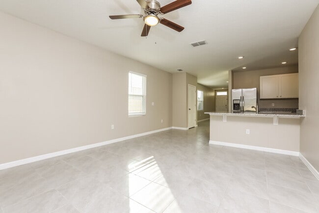 3928 Silverstream Terrace in Sanford, FL - Building Photo - Building Photo