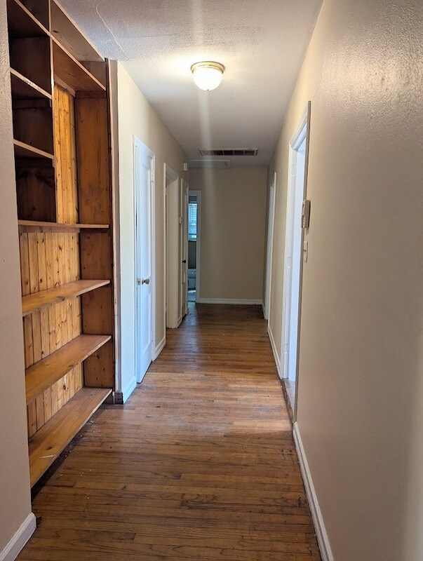 2310 W Tennessee St in Tallahassee, FL - Building Photo - Building Photo