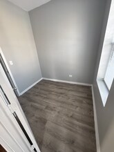 7314 S Kenwood Ave in Chicago, IL - Foto de edificio - Building Photo