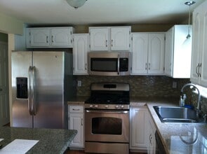 5 Anthonys Way in Sandwich, MA - Building Photo - Building Photo