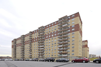 Dayton Beach Park in Rockaway Beach, NY - Building Photo - Building Photo