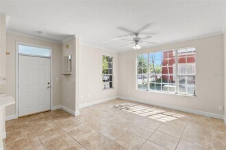 9208 Lake Chase Island Way in Tampa, FL - Building Photo - Building Photo