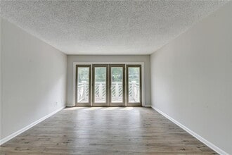3650 Ashford Dunwoody Rd NE, Unit #923 in Brookhaven, GA - Building Photo - Building Photo