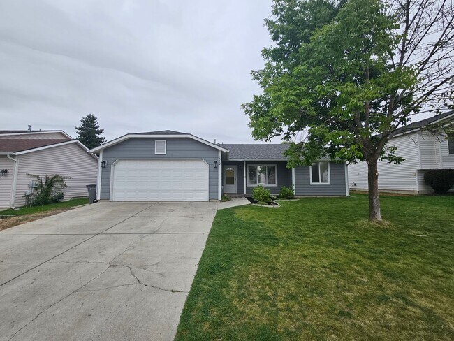 property at 1012 S Prentis St