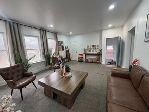 3317 Webb St in Detroit, MI - Building Photo - Building Photo