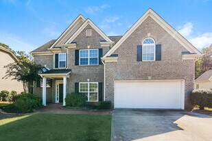 377 Champions Dr in Fairburn, GA - Building Photo