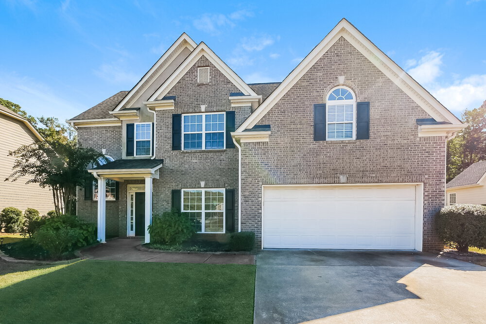 377 Champions Dr in Fairburn, GA - Building Photo