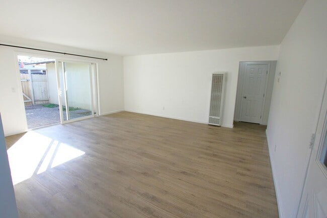 318 N Vine St in Anaheim, CA - Building Photo - Building Photo