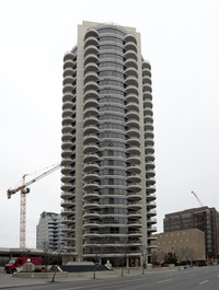 The Macleod in Calgary, AB - Building Photo - Building Photo