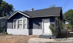 property at 855 Gulf St