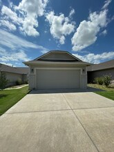 8113 E 34th Ct S in Wichita, KS - Building Photo - Building Photo