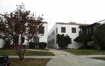 1173 N Ardmore Ave in Los Angeles, CA - Building Photo - Building Photo