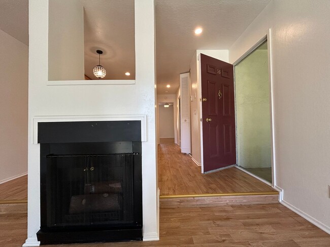 2562 Walnut Blvd in Walnut Creek, CA - Building Photo - Building Photo