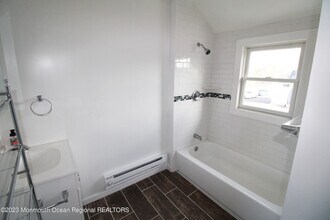 225 Atlantic City Blvd in Beachwood, NJ - Building Photo - Building Photo