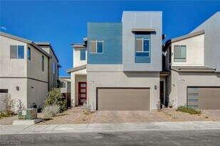 3354 Via Strada St in Henderson, NV - Building Photo