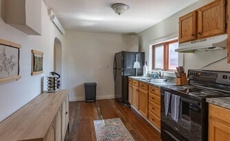 99 S Main St in Driggs, ID - Building Photo